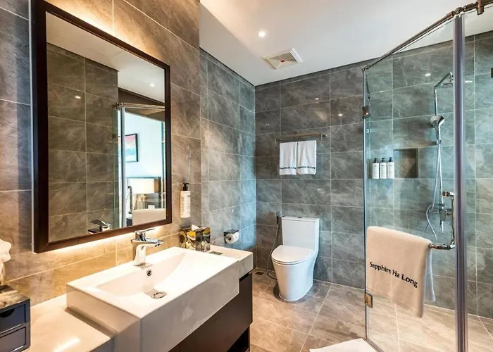 ưu đãi Lớn - The Sapphire Ressidence 5 Sao Khách sạn hẻo lánh *